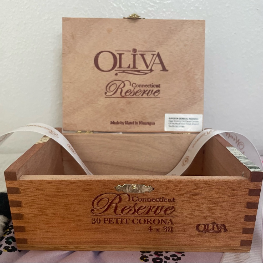Oliva Wooden Cigar Box